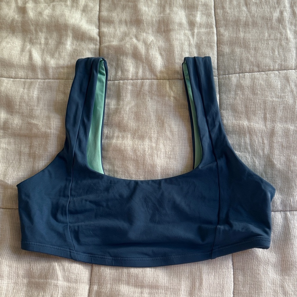 Jolyn Surf top